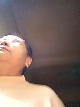 Snapshot of Hotestlove chatting on 01/15/26, 10:35 Hotestlove online show from 01/15/26, 10:35