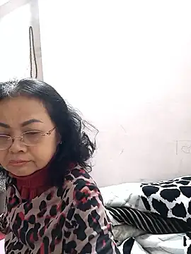 Snapshot of Hotestlove chatting on 01/12/26, 10:25 Hotestlove online show from 01/12/26, 10:25