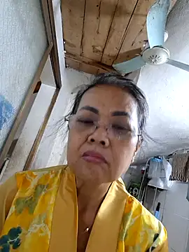 Hotestlove online show from 10/24/25, 01:26