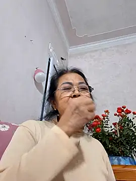 Snapshot of Hotestlove chatting on 01/15/26, 09:56 Hotestlove online show from 01/15/26, 09:56