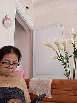 Snapshot of Hotestlove chatting on 05/21/26, 04:54 Hotestlove online show from 05/21/26, 04:54