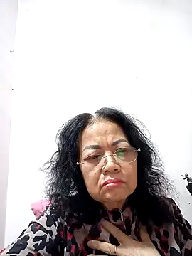 Hotestlove online show from 03/17/25, 10:19