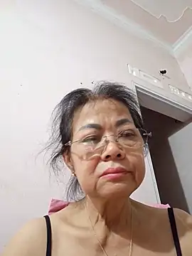 Snapshot of Hotestlove chatting on 06/19/26, 12:44 Hotestlove online show from 06/19/26, 12:44