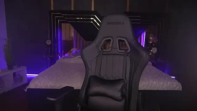 LiaBrazzerr online show from 03/14/25, 06:39