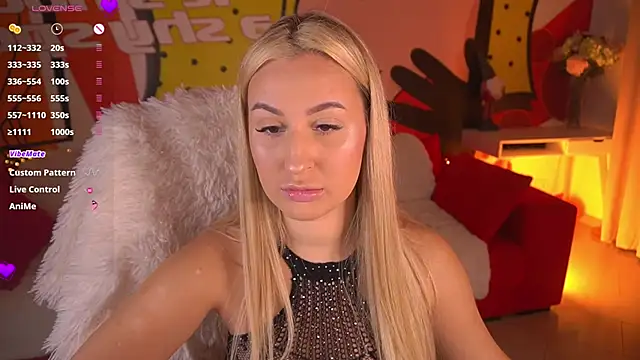 LiaBrazzerr online show from 12/15/25, 02:34