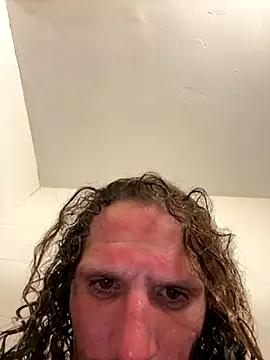 Crackkers online show from 10/26/25, 04:57