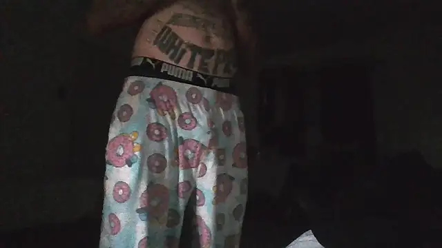 Crackkers online show from 10/15/25, 08:33