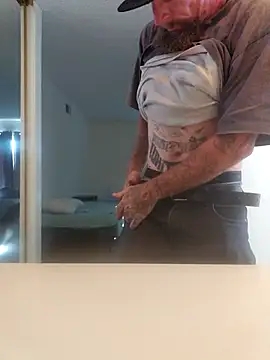 Crackkers online show from 02/22/25, 04:51