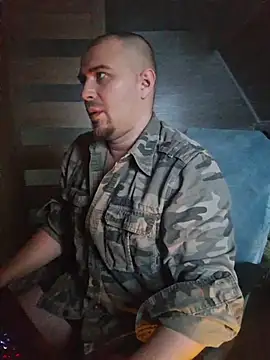 Foxyshaved online show from 11/16/25, 06:29