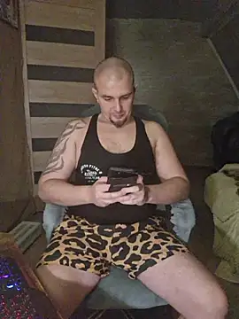 Foxyshaved online show from 12/05/25, 04:55