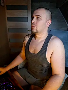 Foxyshaved online show from 04/16/26, 05:08