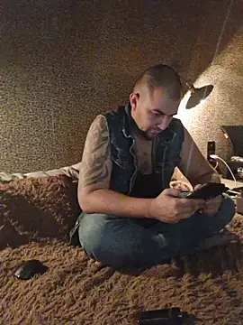 Foxyshaved online show from 10/21/25, 01:49