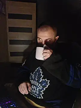 Foxyshaved online show from 10/24/25, 03:27