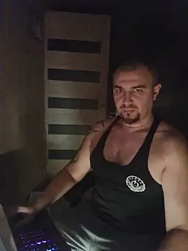 Foxyshaved online show from 10/31/25, 03:47