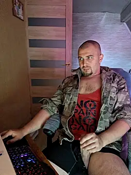 Foxyshaved online show from 05/20/26, 04:53
