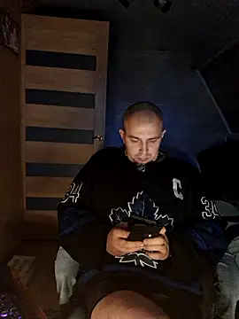 Foxyshaved online show from 04/29/26, 02:27