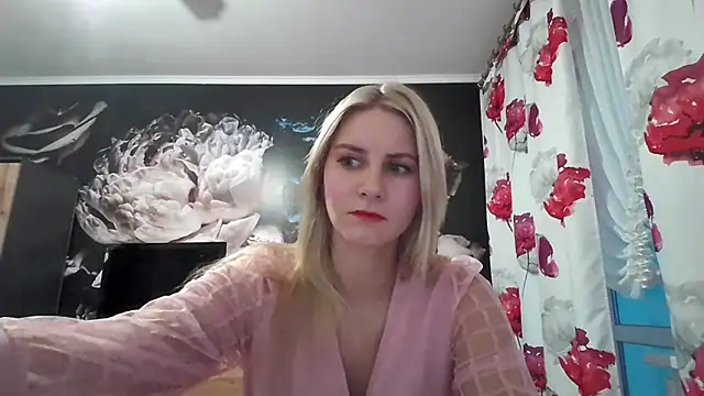 Snapshot of DagmarieFlirt chatting on 10/12/25, 05:09 DagmarieFlirt online show from 10/12/25, 05:09