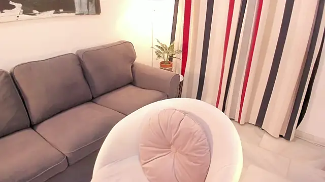 Raychell Black online show from 10/19/25, 02:31