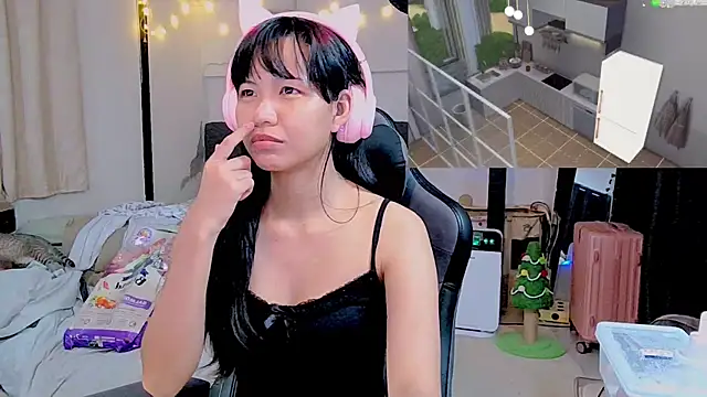 Snapshot of Kana_G chatting on 02/13/25, 07:31 Kana G online show from 02/13/25, 07:31