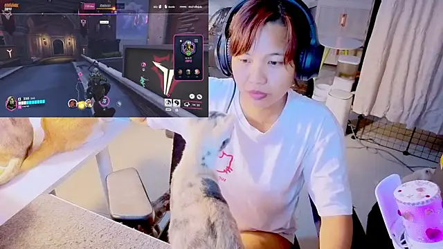Snapshot of Kana_G chatting on 06/11/26, 04:48 Kana G online show from 06/11/26, 04:48