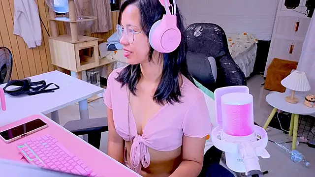 Kana G online show from 04/09/26, 09:04