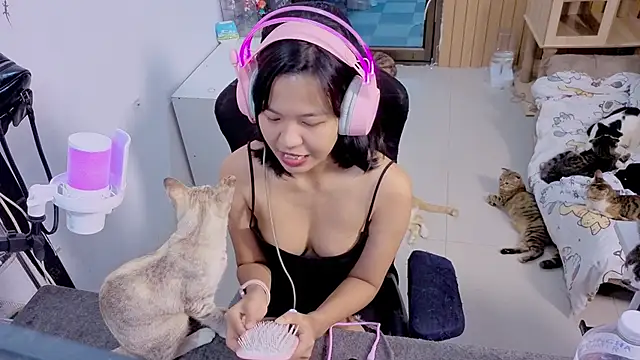 Kana G online show from 11/08/25, 10:30