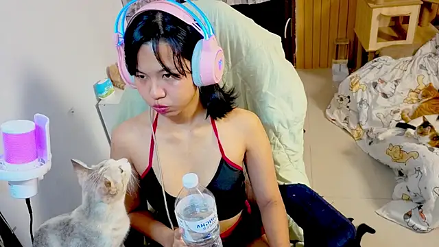 Kana G online show from 11/05/25, 06:44