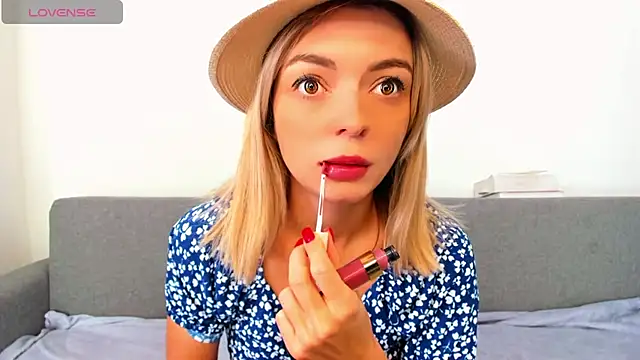  ellen meow  online show from 10/11/25, 12:17