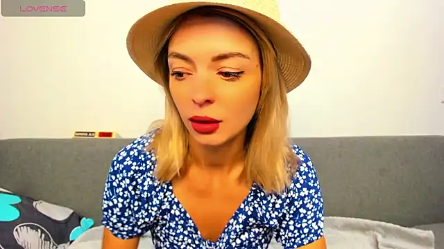  ellen meow  online show from 10/04/25, 12:28