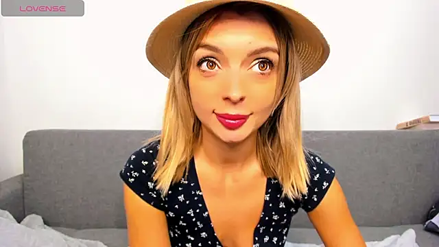  ellen meow  online show from 10/28/25, 09:47