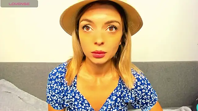  ellen meow  online show from 10/25/25, 09:26