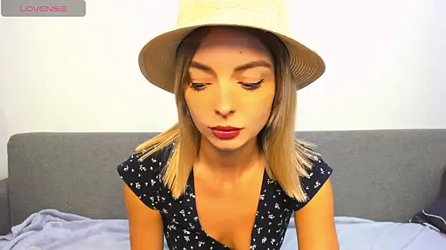  ellen meow  online show from 10/20/25, 10:10