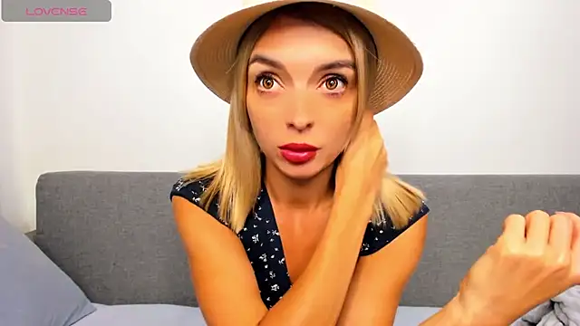  ellen meow  online show from 09/19/25, 07:51