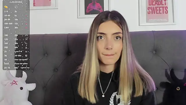 Snapshot of IsadoraGalle_ chatting on 02/28/26, 10:09 IsadoraGalle online show from 02/28/26, 10:09