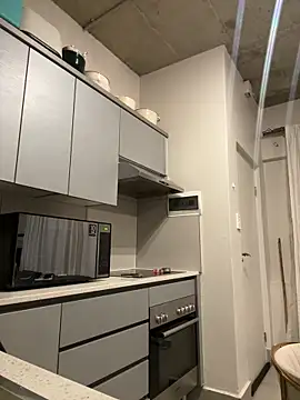 Snapshot of slimcateee chatting on 02/18/26, 09:33 slimcateee online show from 02/18/26, 09:33