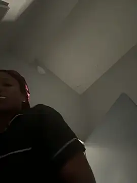 slimcateee online show from 10/19/25, 05:21