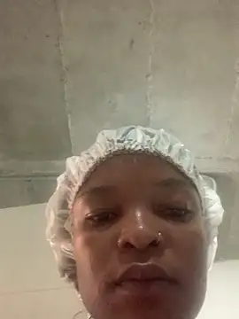 Snapshot of slimcateee chatting on 02/04/26, 05:24 slimcateee online show from 02/04/26, 05:24