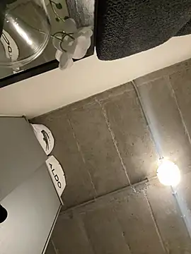 Snapshot of slimcateee chatting on 03/01/26, 06:52 slimcateee online show from 03/01/26, 06:52