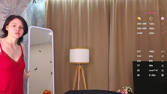 MaryCoopeer online show from 11/25/25, 05:08