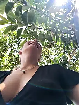 emma4xxx online show from 03/05/26, 09:22