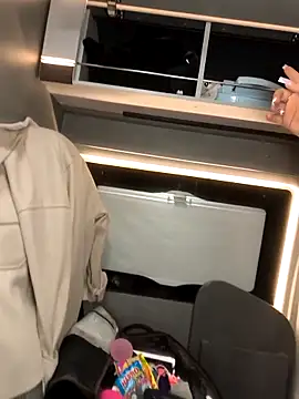 emma4xxx online show from 09/14/25, 08:20