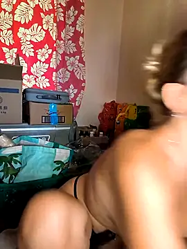 emma4xxx online show from 02/02/26, 08:41