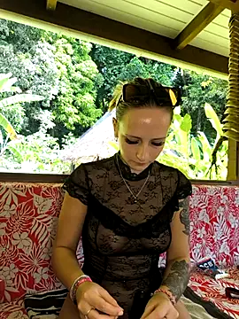 emma4xxx online show from 01/12/26, 08:15