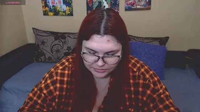 JuliaKeln online show from 05/09/26, 03:15