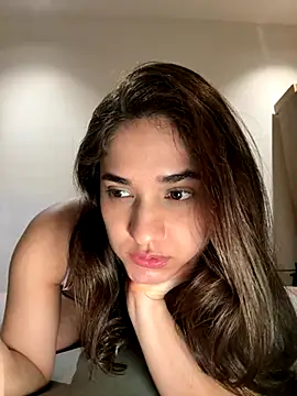 CuteeRose online show from 12/05/25, 08:17