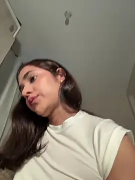 CuteeRose online show from 02/07/26, 10:34