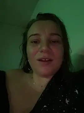 Snapshot of Marry_Jane_Watson chatting on 09/17/25, 04:53 Marry Jane Watson online show from 09/17/25, 04:53