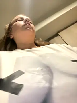 Snapshot of Marry_Jane_Watson chatting on 12/19/25, 09:39 Marry Jane Watson online show from 12/19/25, 09:39