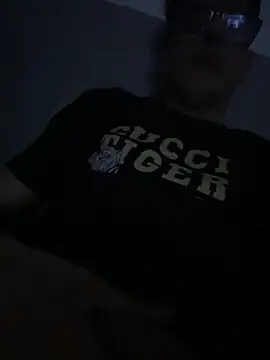 Snapshot of Jujojook chatting on 10/10/25, 01:50 Jujojook online show from 10/10/25, 01:50