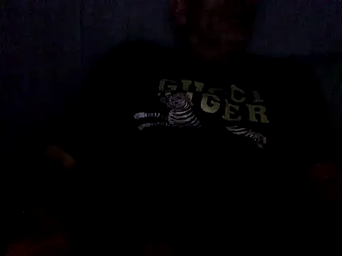 Snapshot of Jujojook chatting on 11/08/25, 02:37 Jujojook online show from 11/08/25, 02:37